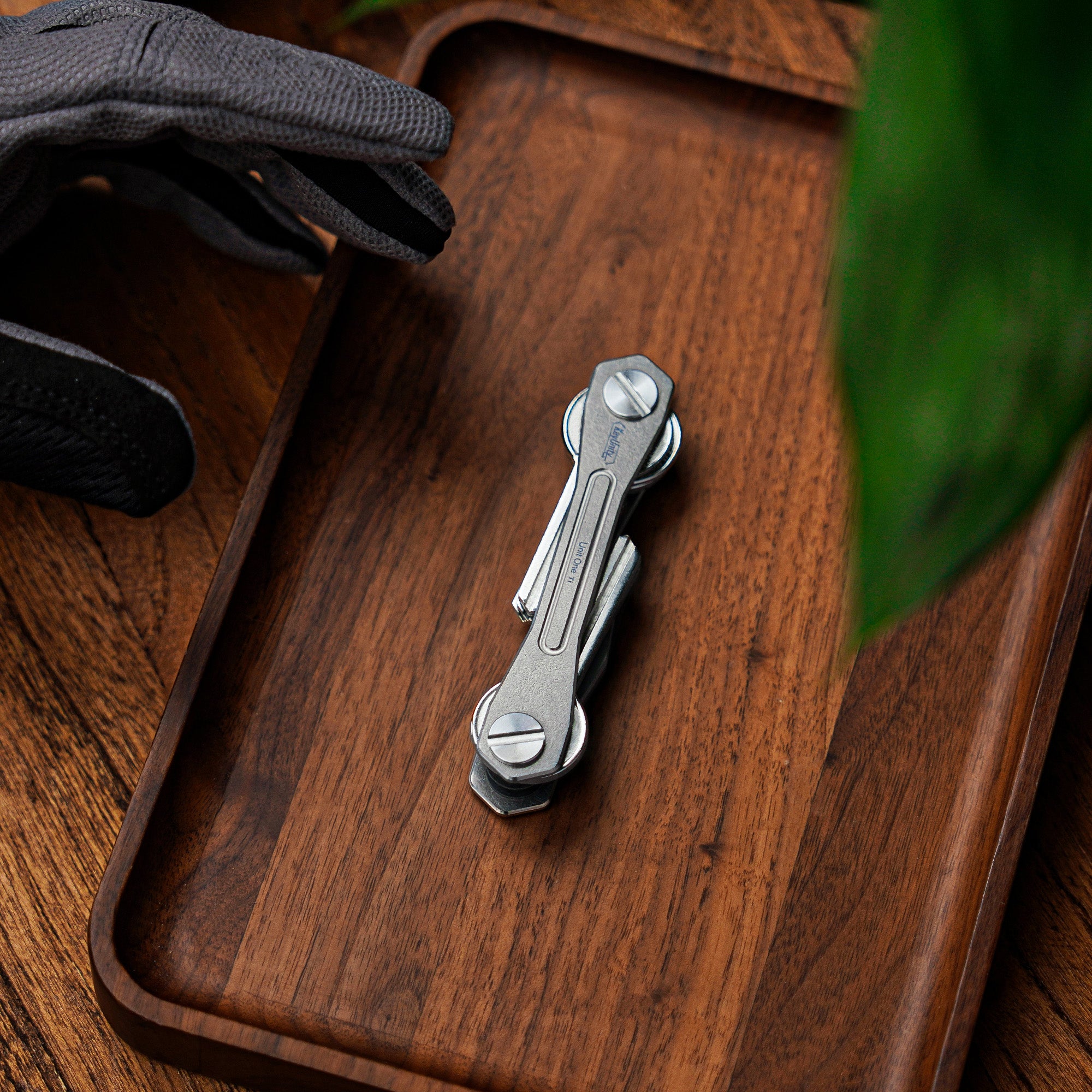 UnitOne Titanium Key Organizer