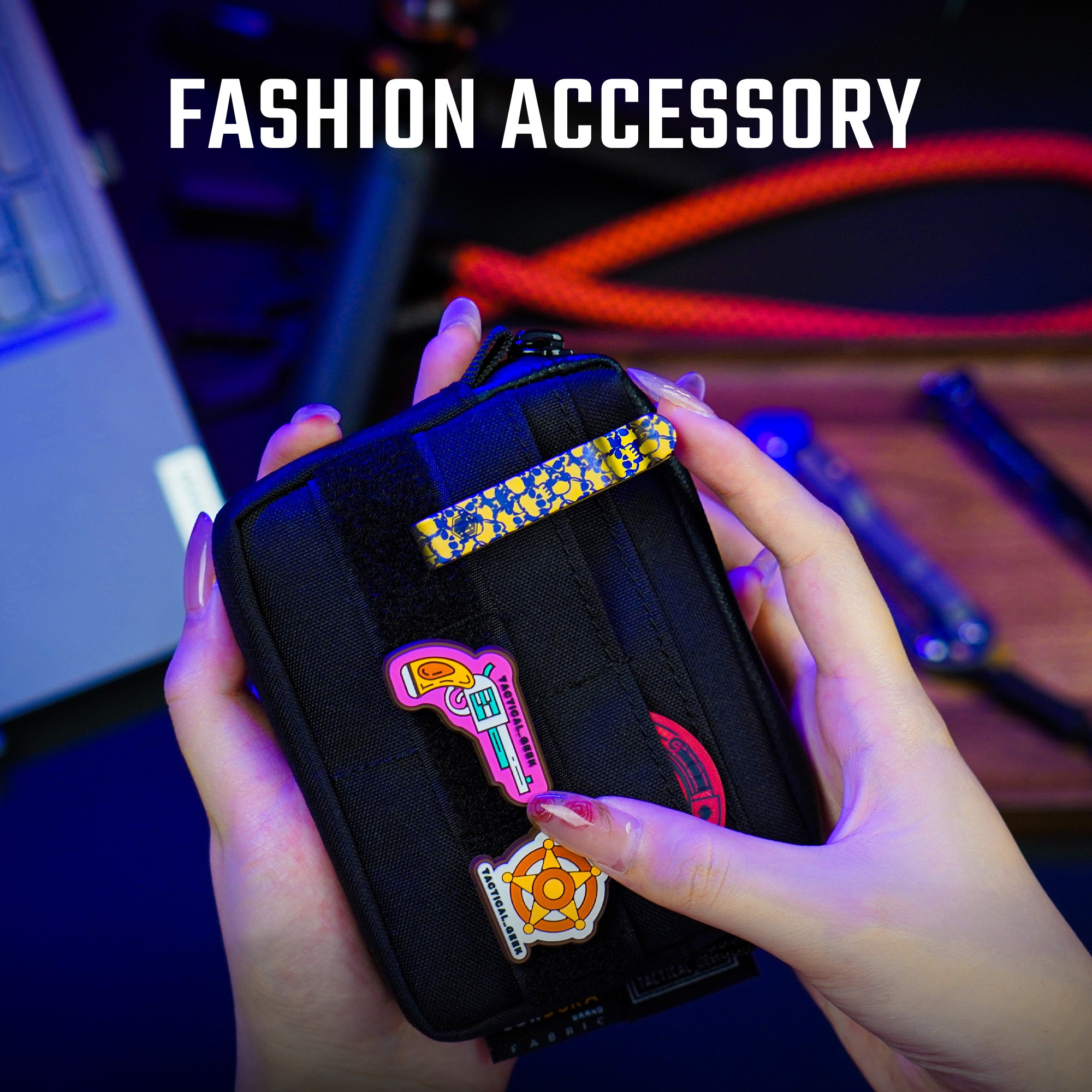 KM00 Titanium Decoration Clip Double Side Keychain Hook