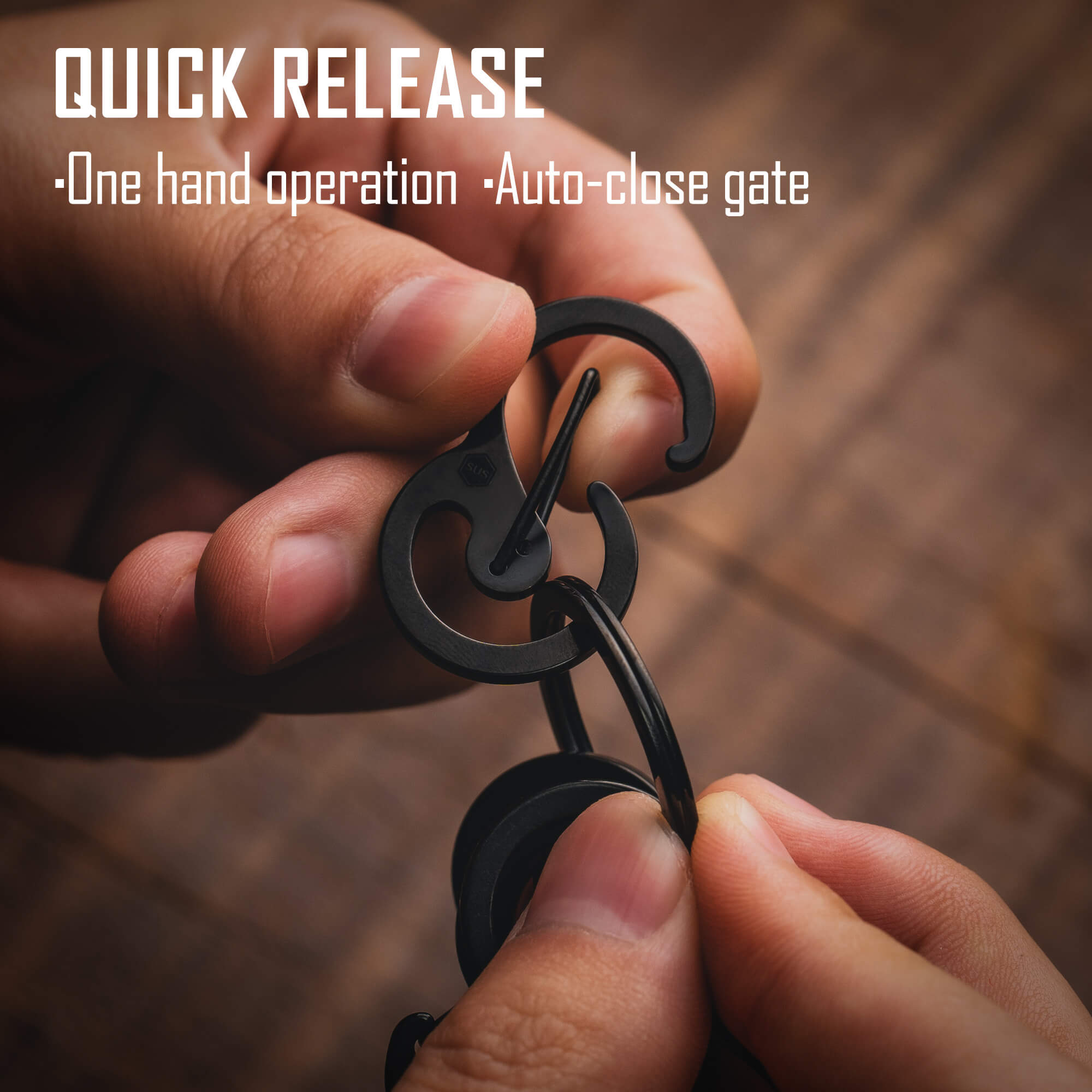 KS05 Stainless Steel Carabiner Clip (BLACK)
