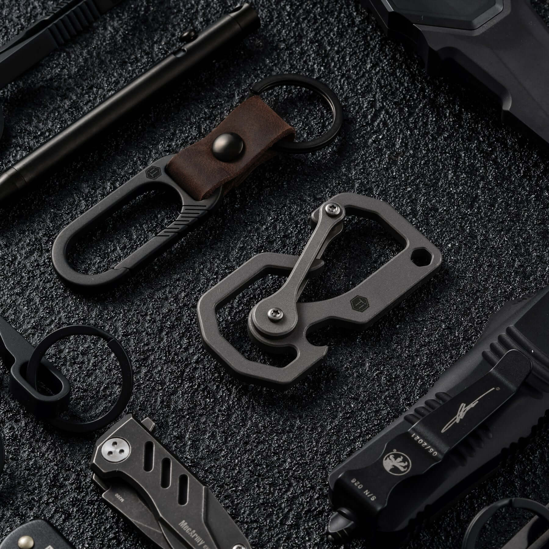 KU06 Titanium Carabiner