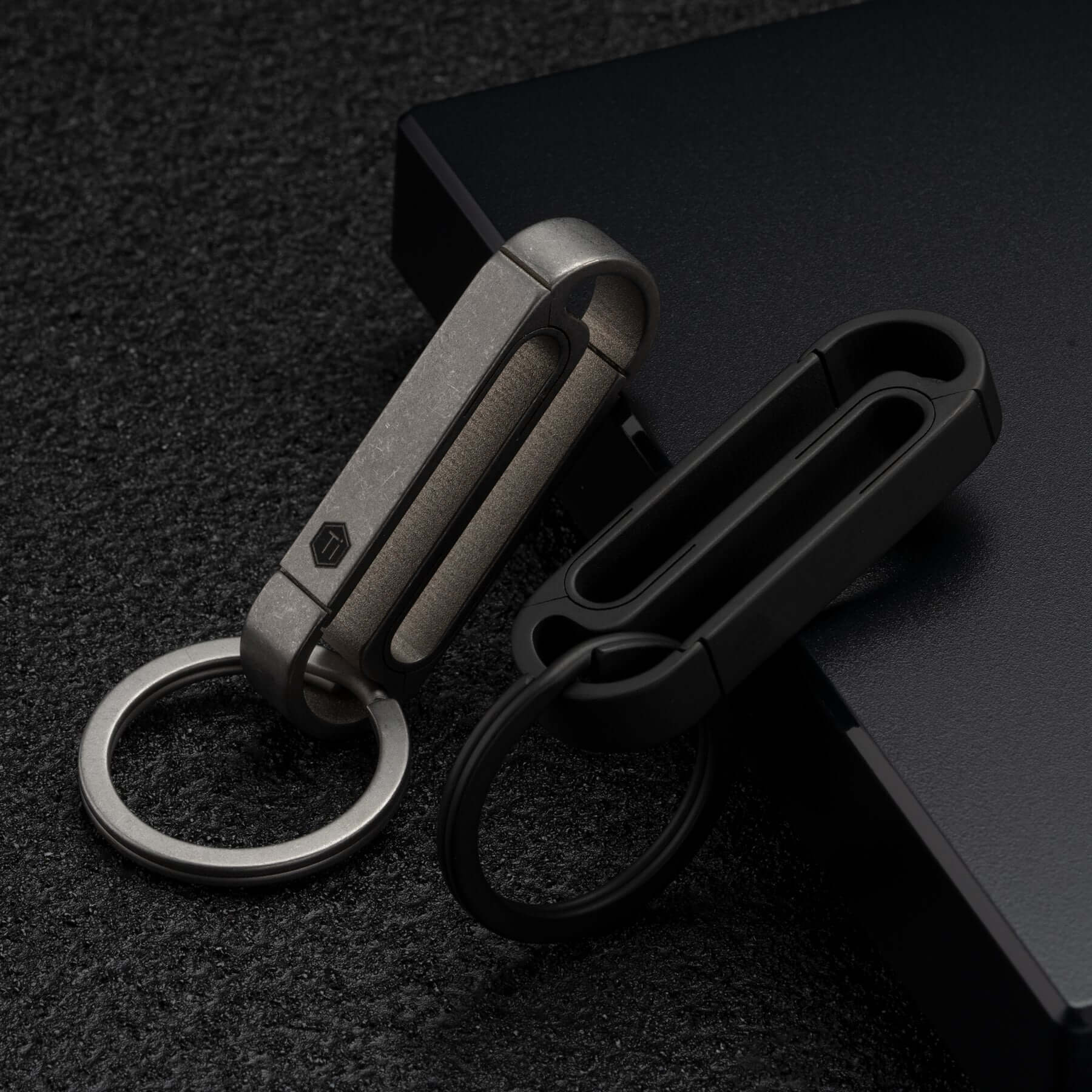 KM10 Titanium Alloy Keychain Clip