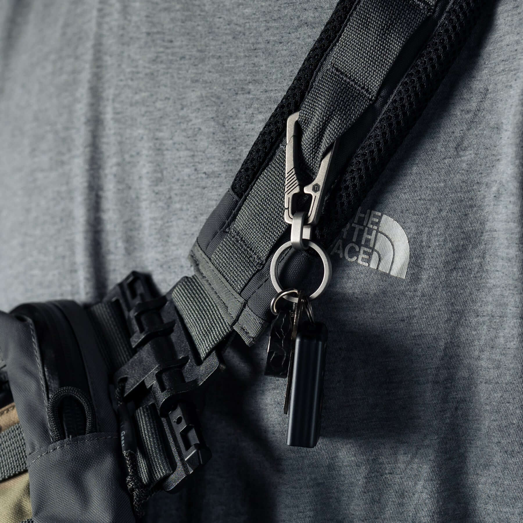 KM04 Titanium Keychain