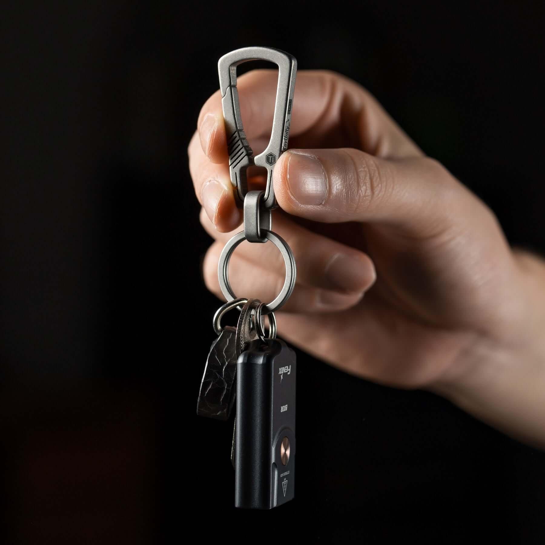 KM04 Titanium Keychain