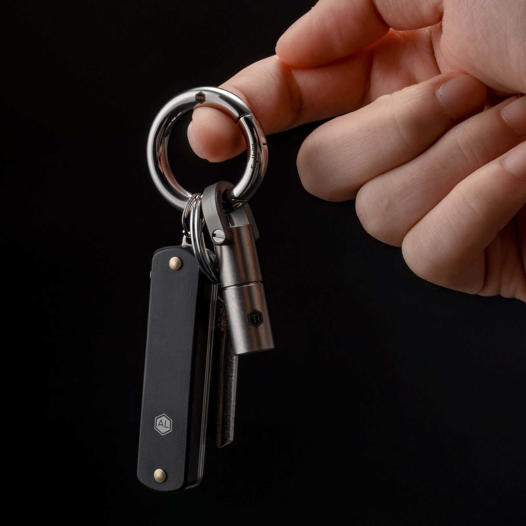 KS06 Stainless Steel Carabiner Key Ring
