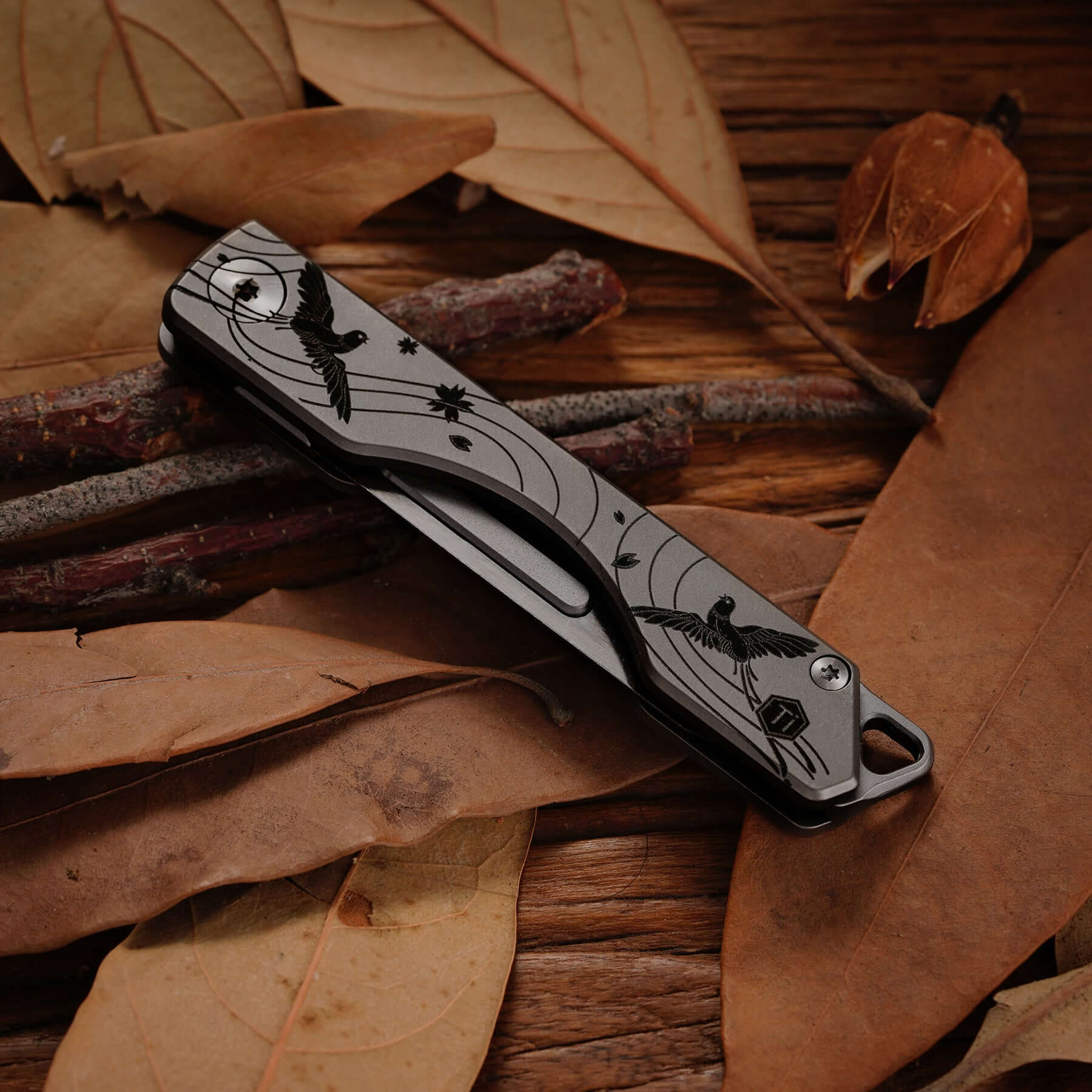 KK01CBBP Titanium Folding Knife with #24 Replaceable Blade (Cherry blossom bird pattern)