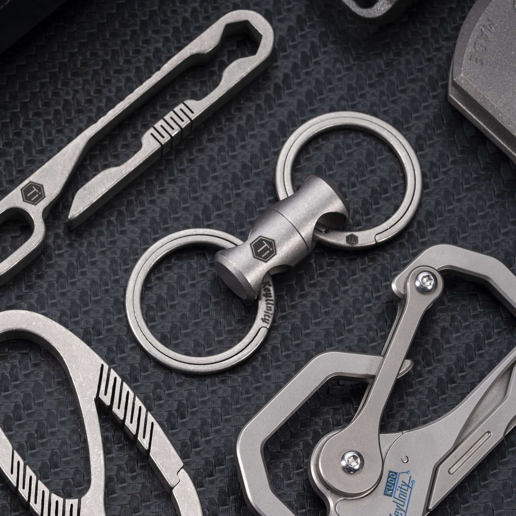 KA15 Titanium Alloy Keychain Key Ring Connector