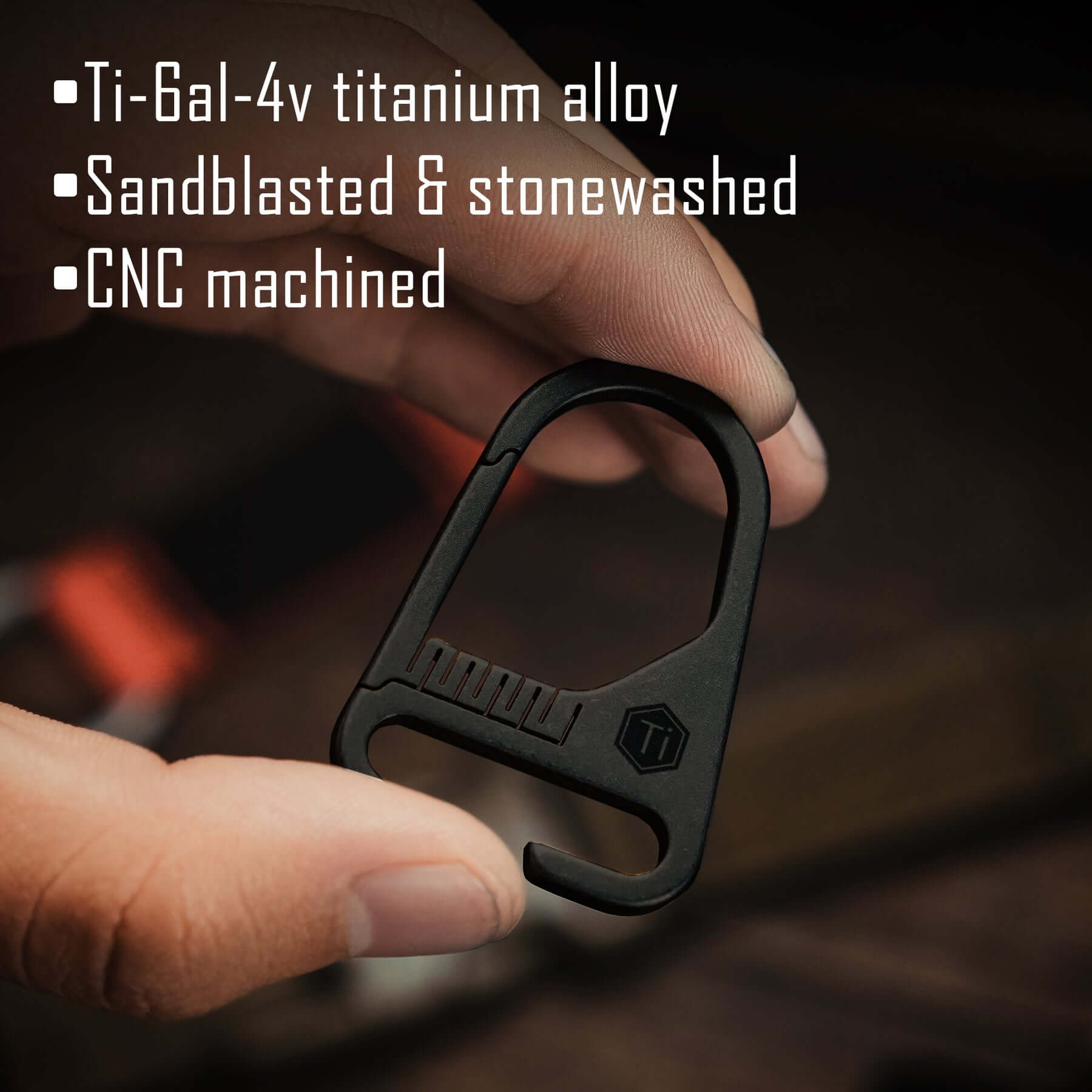 KB00 Titanium Carabiner Clip (BLACK)